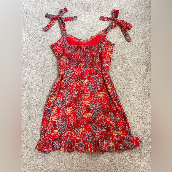 Red floral mini dress with tie straps - Picture 4 of 6